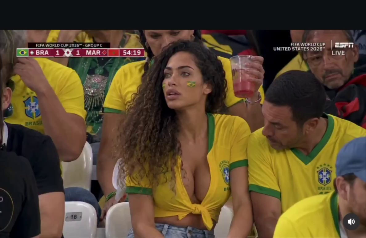 VIDEO: Football Fan Caught Studying Woman’s S3xy B$$bs Goes Viral, He Enjoys Watching Every Heartbeat